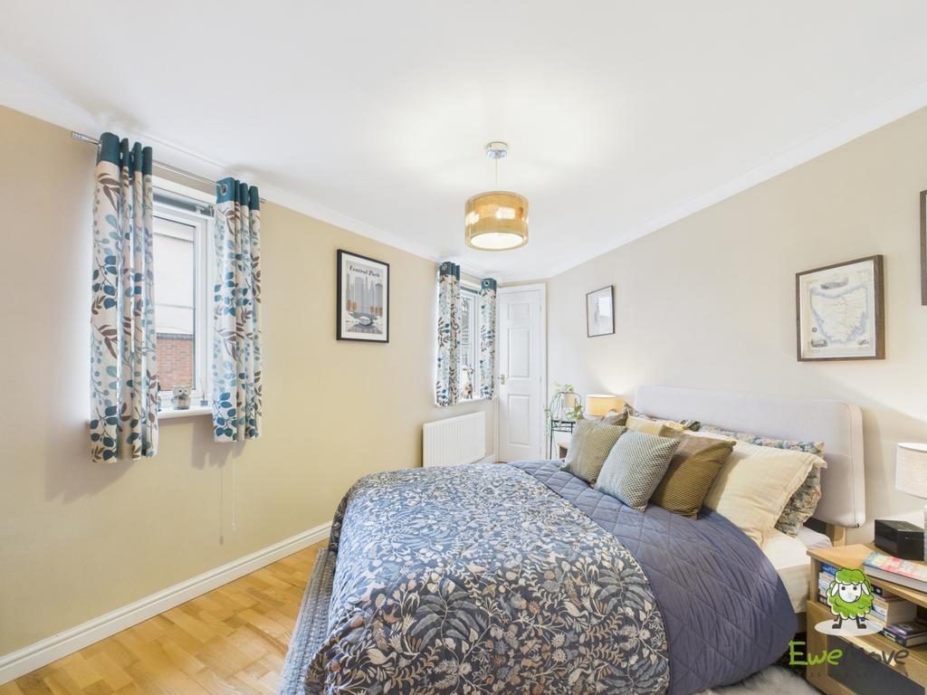 Ewe Move Estate Agents Basingstoke - Bedroom