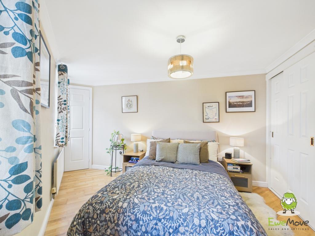 Ewe Move Estate Agents Basingstoke - Bedroom