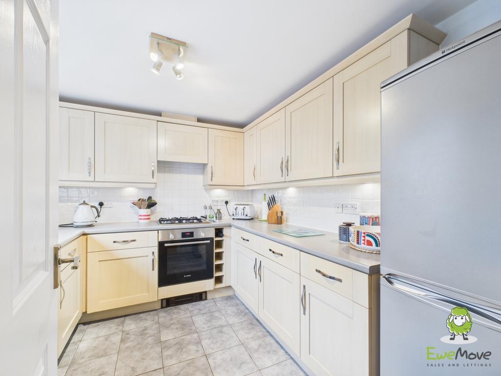 Ewe Move Estate Agents Basingstoke - Kitchen