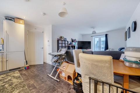 undefined, Fullbrook Avenue,  Reading,  Berkshire,  RG7
