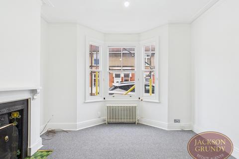 3 bedroom terraced house to rent, Albany Road, Abington, NN1 5LZ