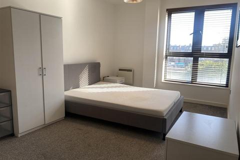 undefined, Queens Court, HU1 3DR
