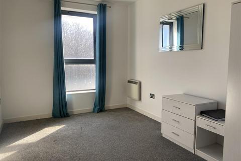 undefined, Queens Court, HU1 3DR