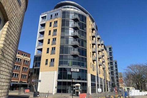 undefined, Queens Court, HU1 3DR