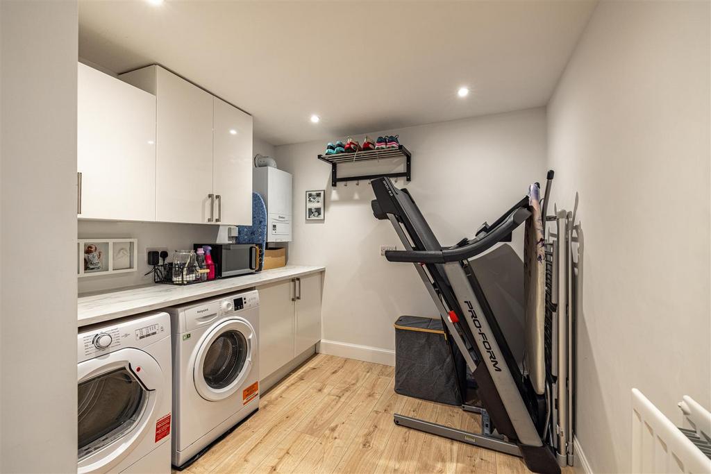 15 Langhaugh Gardens Galashiels 30.JPG