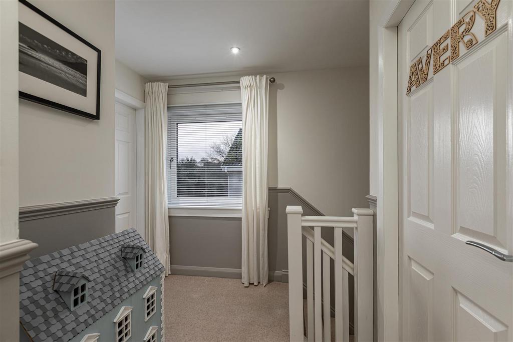15 Langhaugh Gardens Galashiels 60.JPG