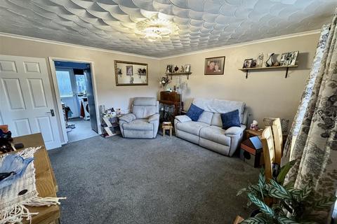 2 bedroom bungalow for sale, Golwg Y Cwm, Cwmgors, Ammanford