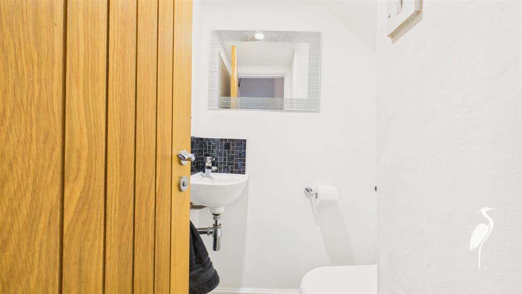 Cloakroom/WC