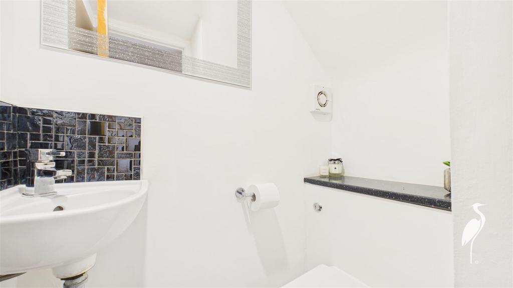 Cloakroom/WC