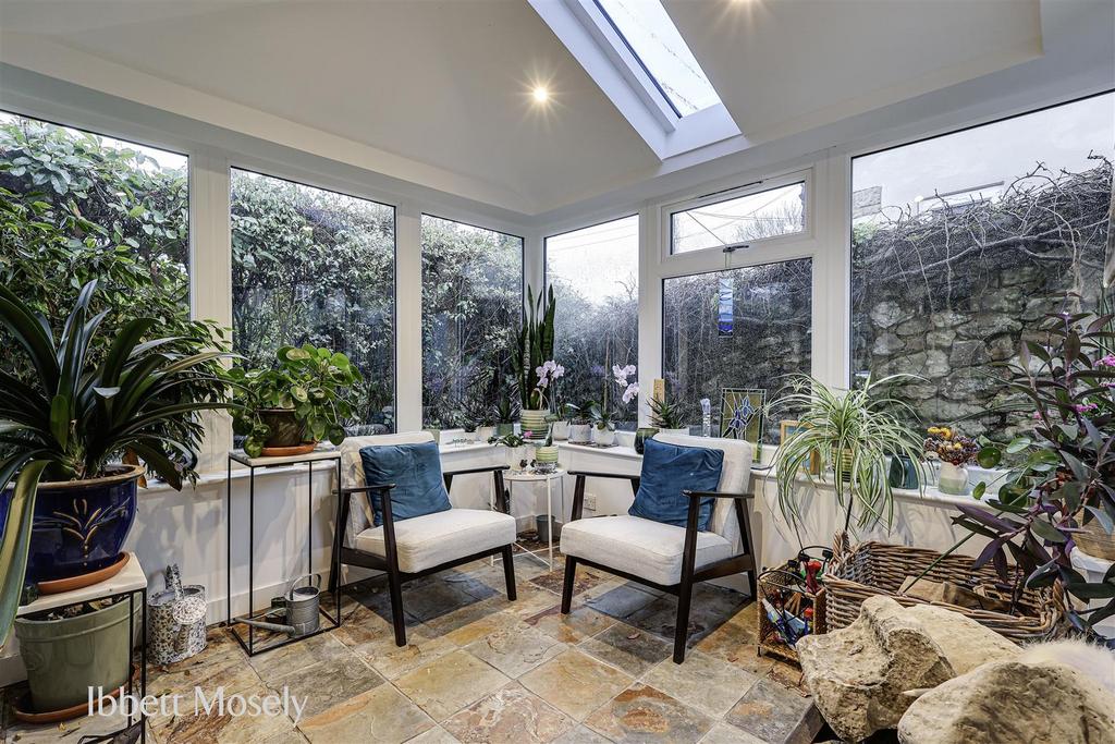6 Garden room.jpg