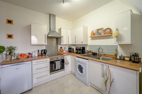 1 bedroom apartment for sale, Marshall Crescent, Stourbridge, DY8 5TA