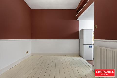 undefined, Dover Road, Aldersbrook