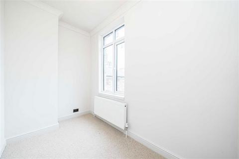 undefined, Lynton Road, London SE1