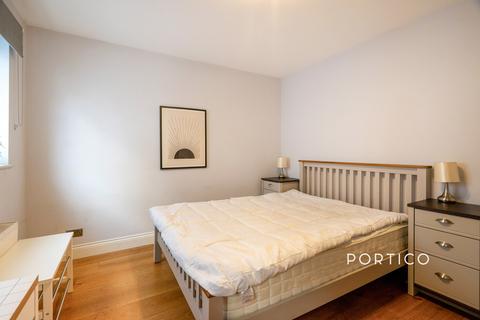 undefined, Farringdon Road, EC1M