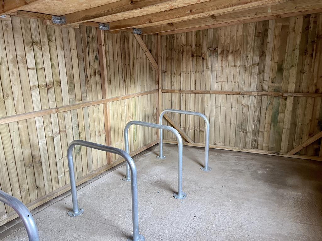 Com Bike Shed