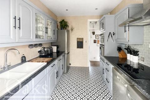 undefined, 25 Rowan Crescent, London