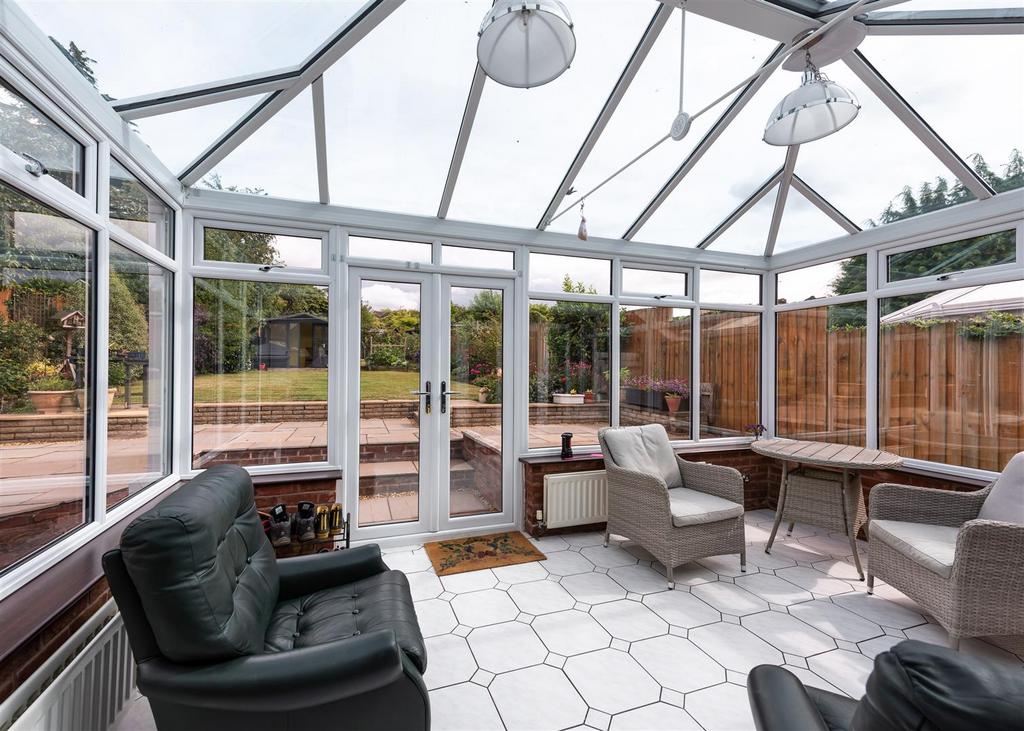 Heatherglades-conservatory.jpg