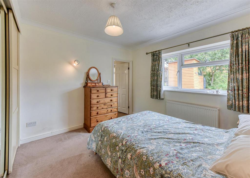 Heatherglades-bed1.jpg