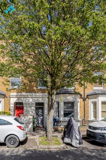 1 bedroom in a house share to rent, Marcia Road, London SE1