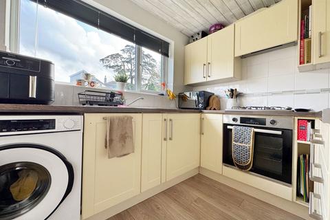 3 bedroom semi-detached house for sale, Laurie Avenue, Newton Abbot TQ12