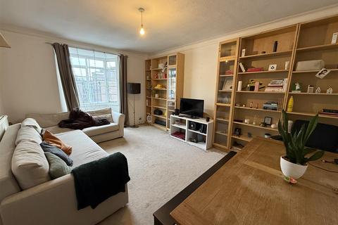 1 bedroom flat for sale, St Johns Court Finchley Road, NW3