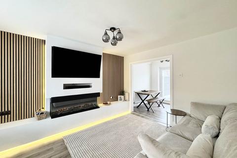 2 bedroom semi-detached house for sale, Grantham Crescent, Laffak