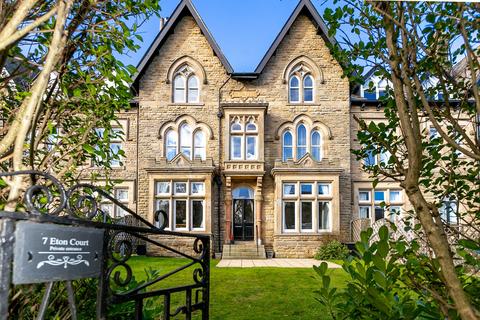 undefined, Roseville Avenue, Harrogate, HG1