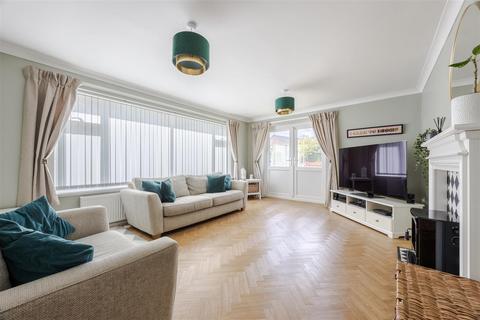 undefined, Bramley Grove, Scotter