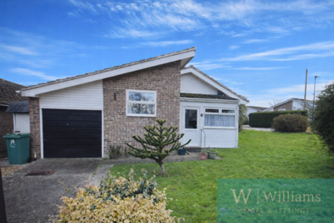 3 bedroom bungalow for sale, St. Edmunds Walk, Wootton Bridge, Ryde, Isle of Wight