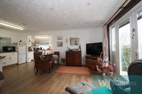 3 bedroom bungalow for sale, St. Edmunds Walk, Wootton Bridge, Ryde, Isle of Wight