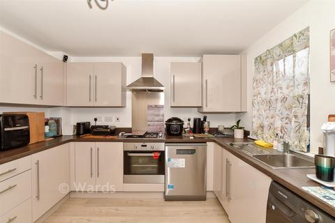 3 bedroom terraced house for sale, Pearson Drive, Staplehurst, Tonbridge, Kent