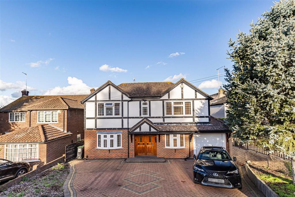 Highview Close (28).jpg