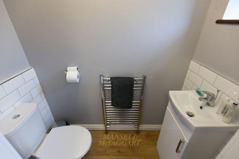 undefined, Akehurst Close, Crawley RH10