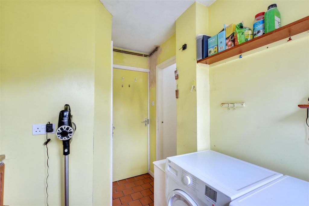Utility Room 2.jpeg