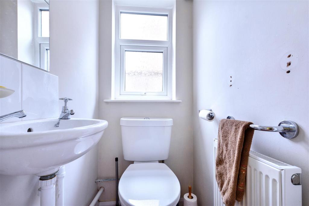 Ground Floor WC.jpeg