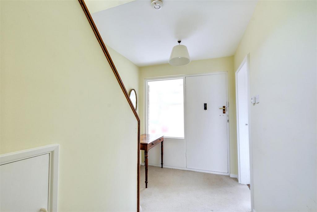 Hallway 2.jpeg