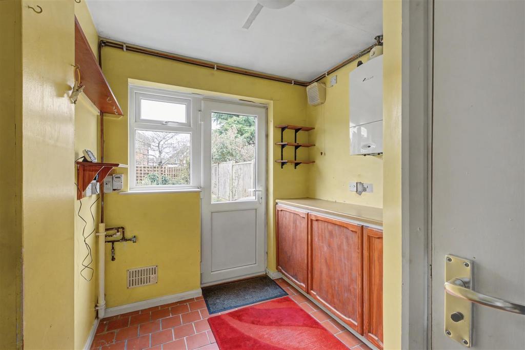 Utility Room 1.jpeg
