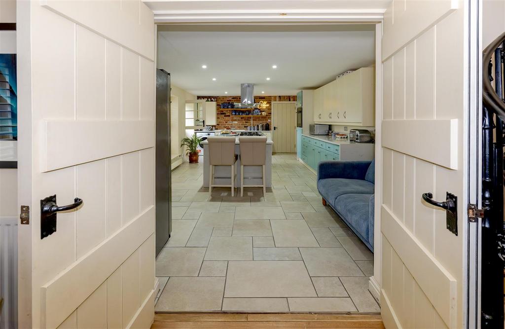 Kitchen entrance view STPP3730-20260124-Dx O Deep PR
