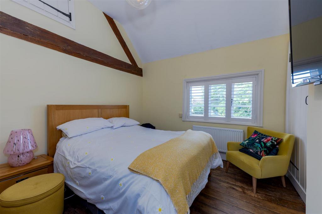 Bedroom 1 SAPL4741-20250515-Dx O Deep PRIME XD2s.jpg