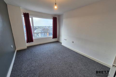 2 bedroom flat to rent, 15a Charles Street, Milford Haven, Pembrokeshire. SA73 2AA