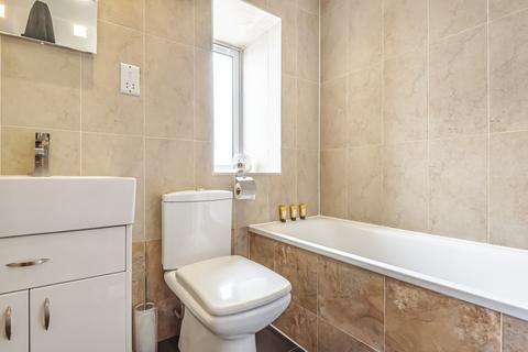 1 bedroom flat to rent, Wandsworth High Street, Wandsworth, London, SW18