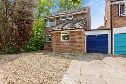 undefined, Upton Close, Farnborough, GU14
