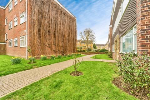 undefined, Deer Park Close, Kingston Upon Thames, KT2