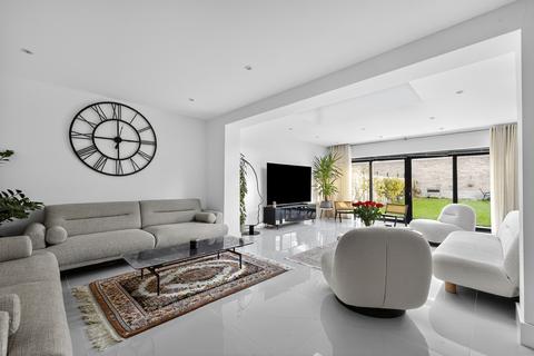 End of terrace house for sale, Rowden Road, Epsom, KT19
