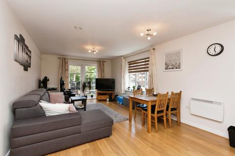 2 bedroom apartment for sale, Wallis Square, Farnborough, GU14