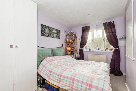 2 bedroom end of terrace house for sale, Morston Close, Tadworth, KT20