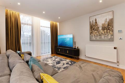 undefined, 4 Littleworth Road, Esher, KT10