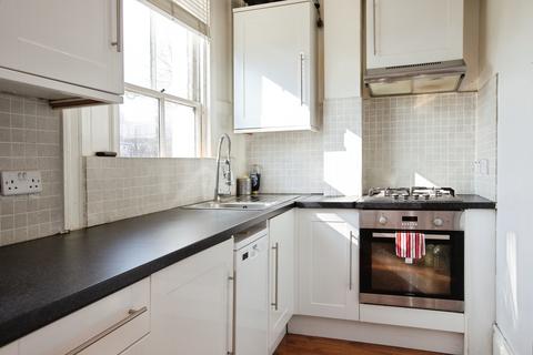 3 bedroom maisonette for sale, St. Pauls Road, London, N1