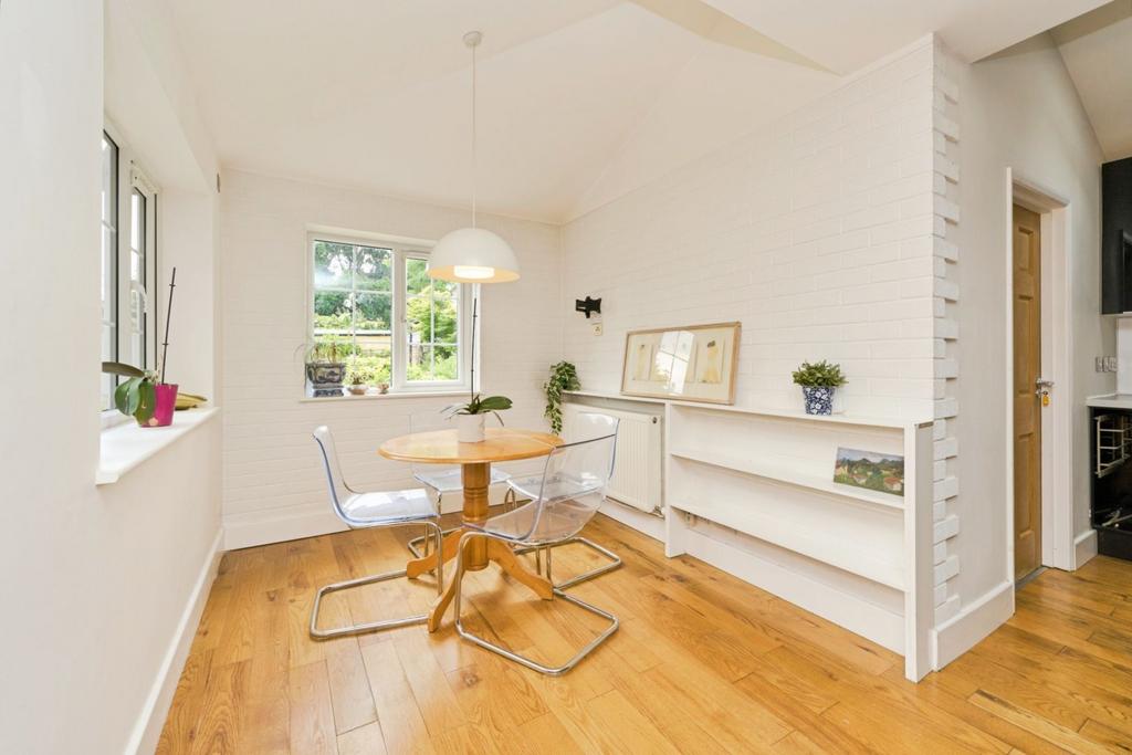 Breakfast Room