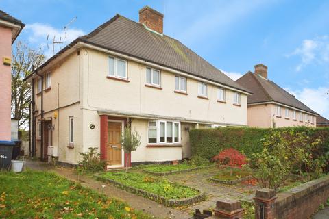 1 bedroom ground floor maisonette for sale, Crawford Gardens, London, N13